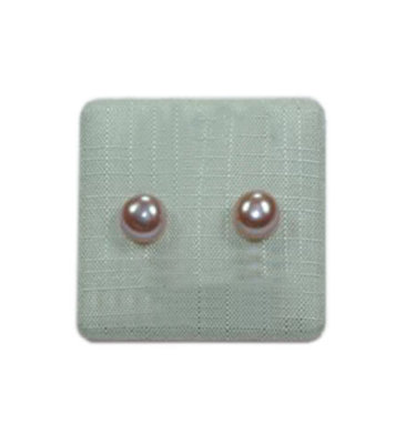 Pearl Stud Earrings by Bijoux Jewels