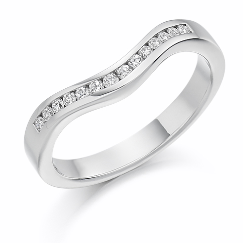 Round Brilliant Cut Curved Diamond Ring